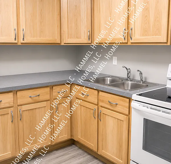 112 1st St S #2 — Photo 4