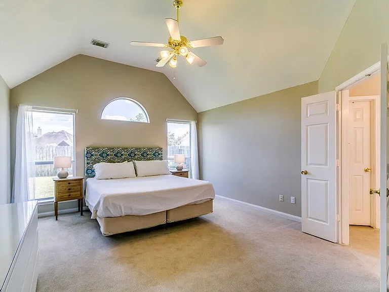 14015 Blue Vista Dr — Photo 13