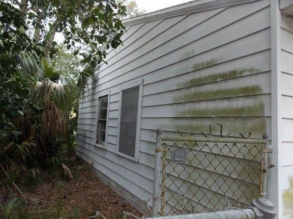 4th image of 3111 W Hartnett Ave