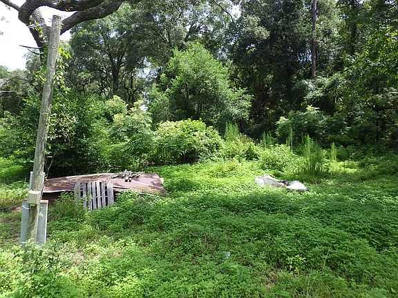 4th image of 8271 NW 170th St