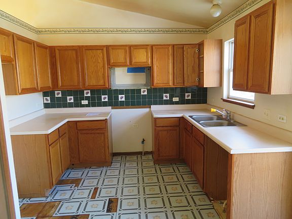 2nd image of 2772 W Atlantic Ave