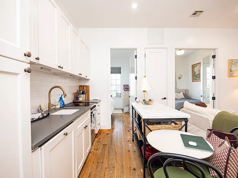 291 Metropolitan Ave #5D — Photo 1