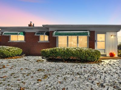 8143 Banner St, Taylor, MI, 48180