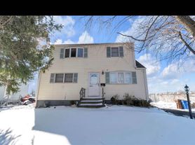 2604 Parkway Ave, Linden, NJ