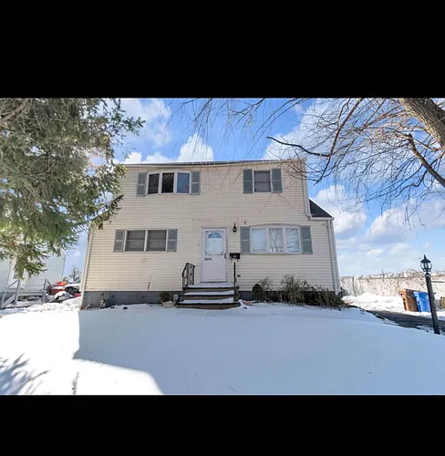 2604 Parkway Ave #2 Photo 1