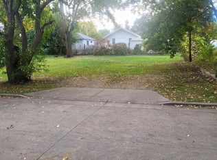 Rock Pl, Oshkosh, WI 54901