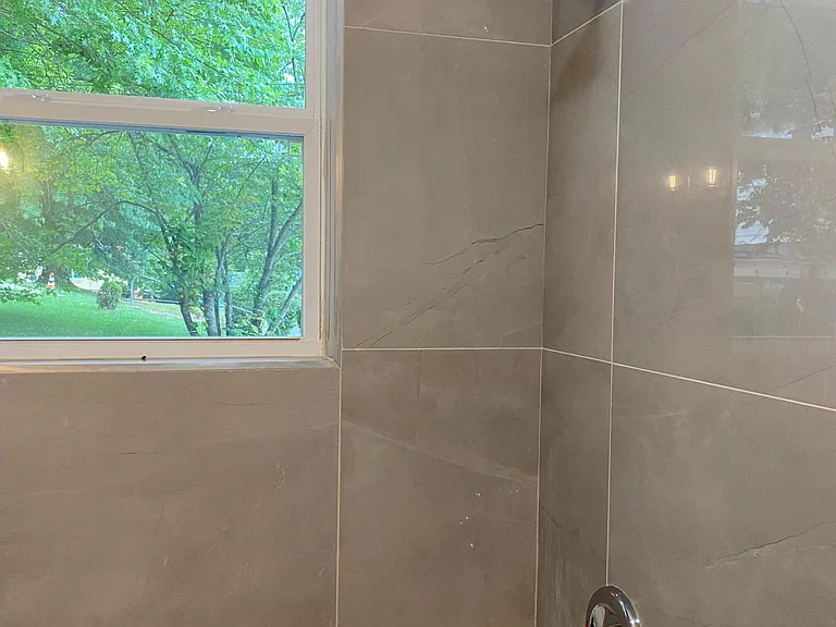 115 Bethune Cir — Photo 10