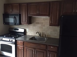 10130 Manchester Rd APT B, Saint Louis, MO 63122