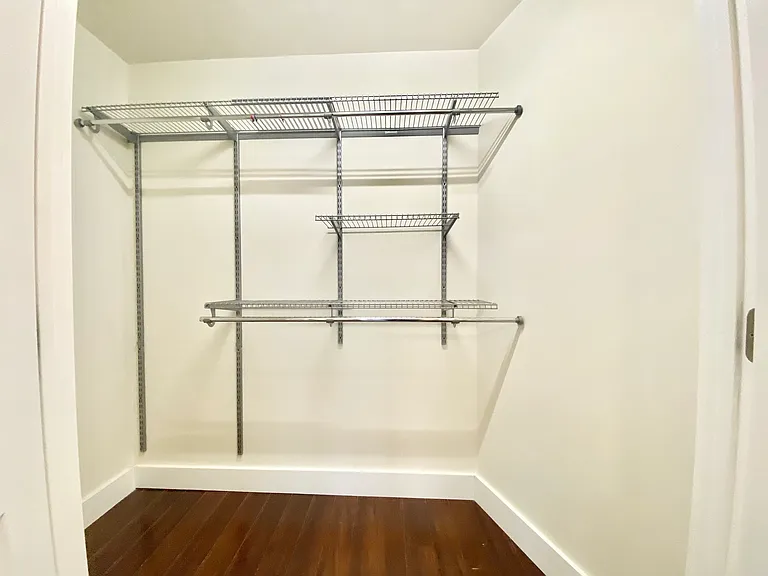 657 Greene Ave #3 — Photo 10