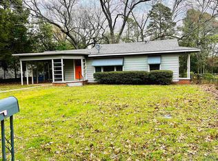 104 Pineland St, Daingerfield, TX 75638