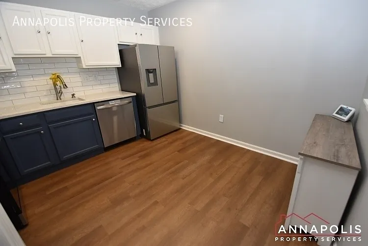 8031 Brookstone Ct — Photo 4
