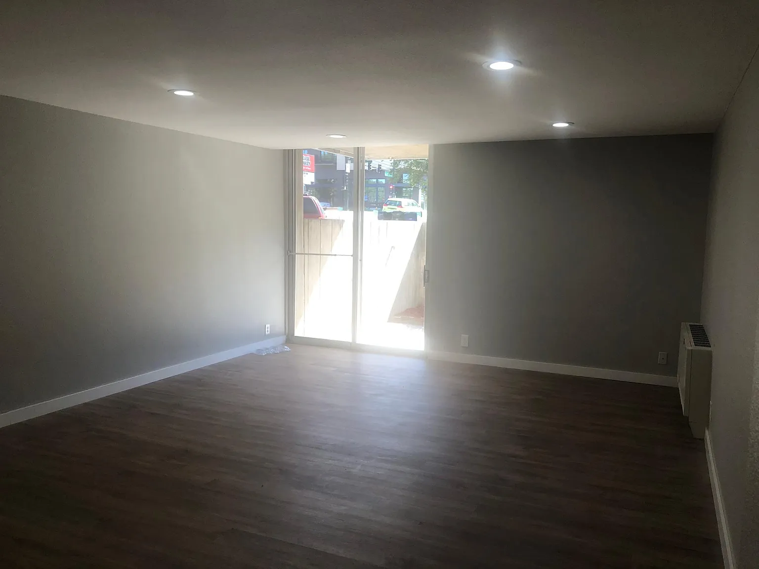 1 bed, 698 sqft, $1,480 — Photo 3
