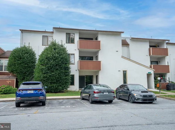115 Charlotte Way APT 101, Enola, PA 17025