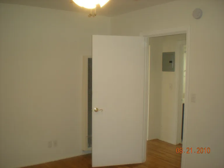1730 Purdue Ave #3 — Photo 15