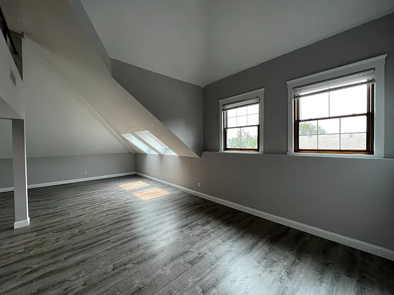 36 Abbott Street — Photo 71