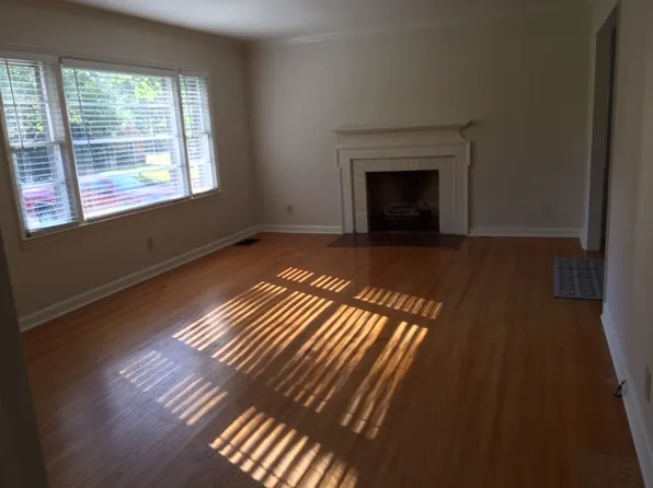 2210 Matthews St SE, Huntsville, AL 35801