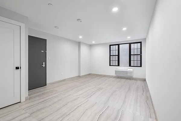 Rented by Corcoran | media 6