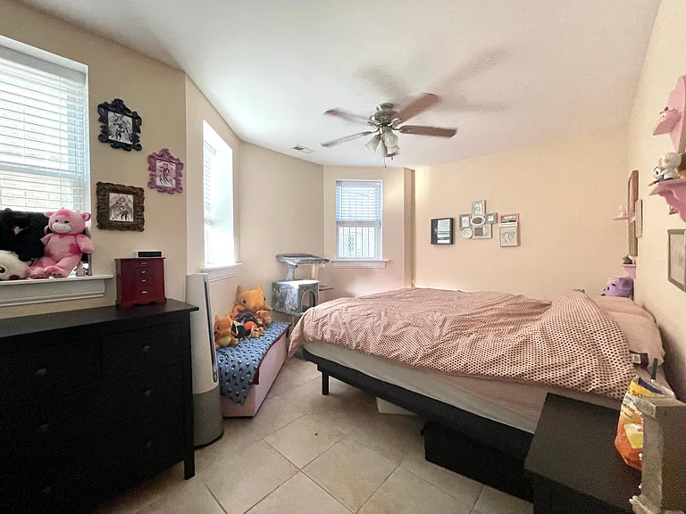 2415 N Kimball Ave #G — Photo 5