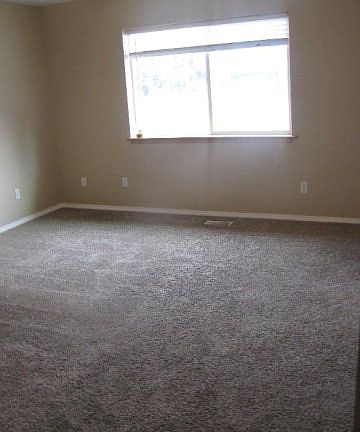 5th image of 480 E 23rd St