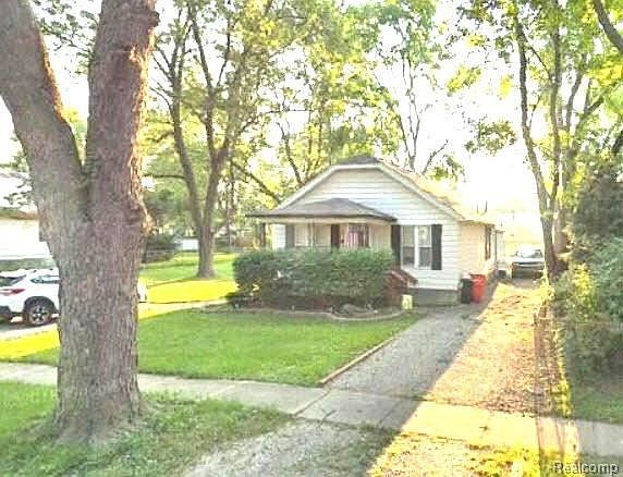 1st image of 28744 Aberdeen St