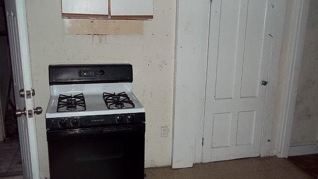 2nd image of 133 Waterville St