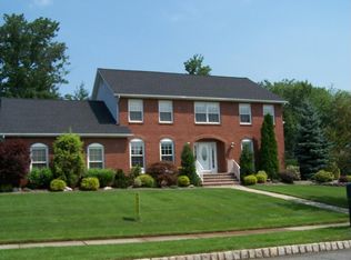 32 Verkade Dr, Wayne, NJ 07470