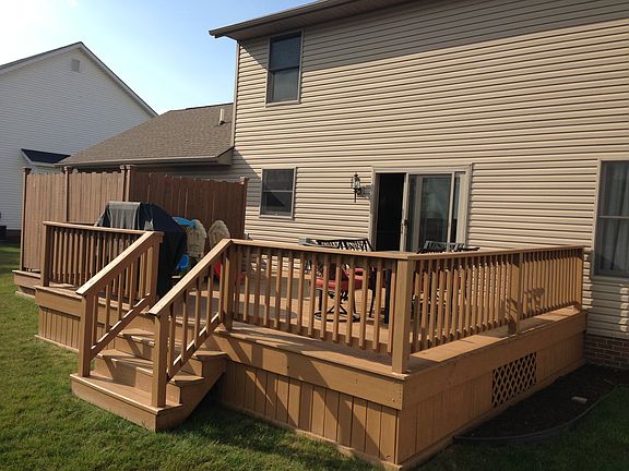 Large cedar deck with privacy area for jacuzzi and TV hookup