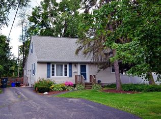 1218 Burcham Dr, East Lansing, MI 48823