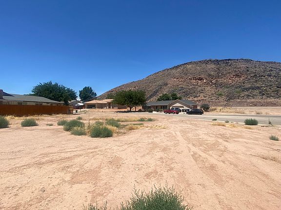 5th image of 427 W Heritage Dr