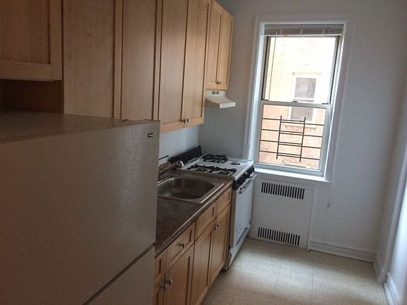 2nd image of 14325 84th Dr APT 1E