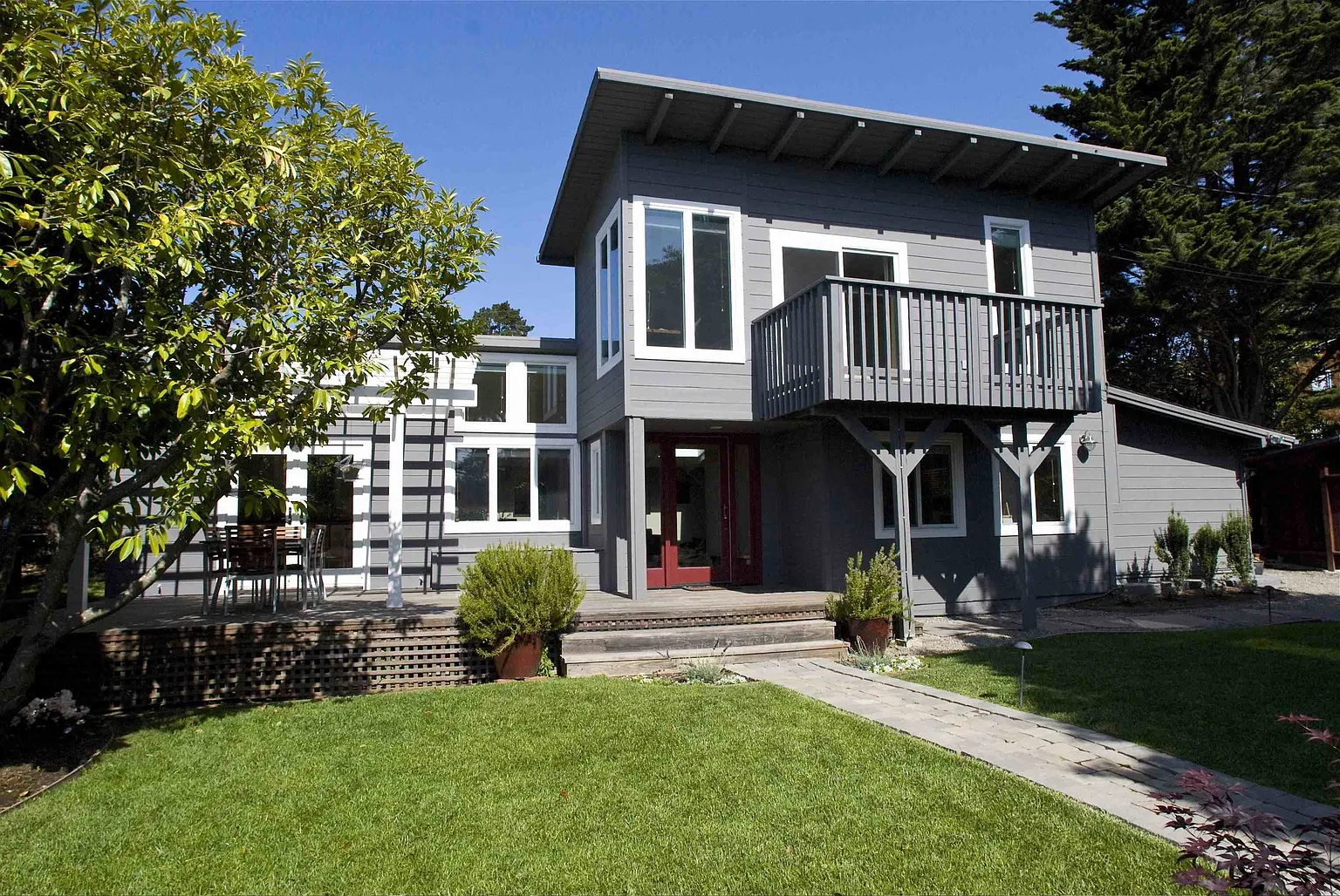 2 Cedarwood Ln photo 1
