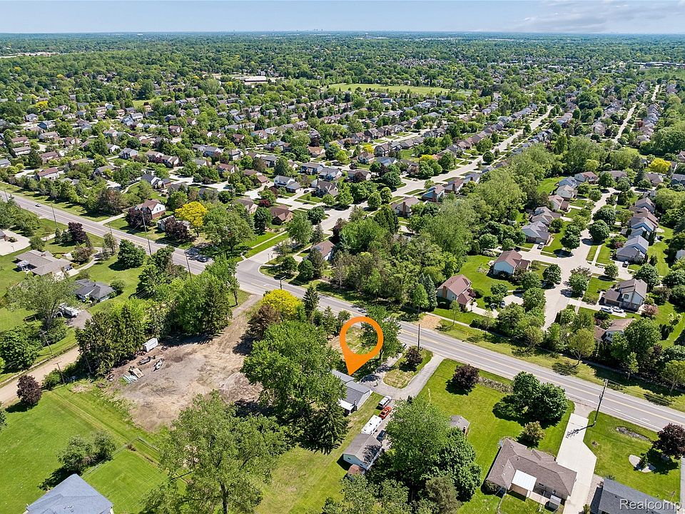 1st image of 6333 N Beck Rd