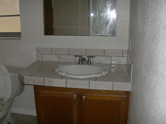 4th image of 9690 W Hawthorne St