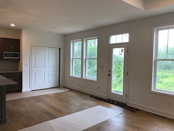 dining area w/ large pantry