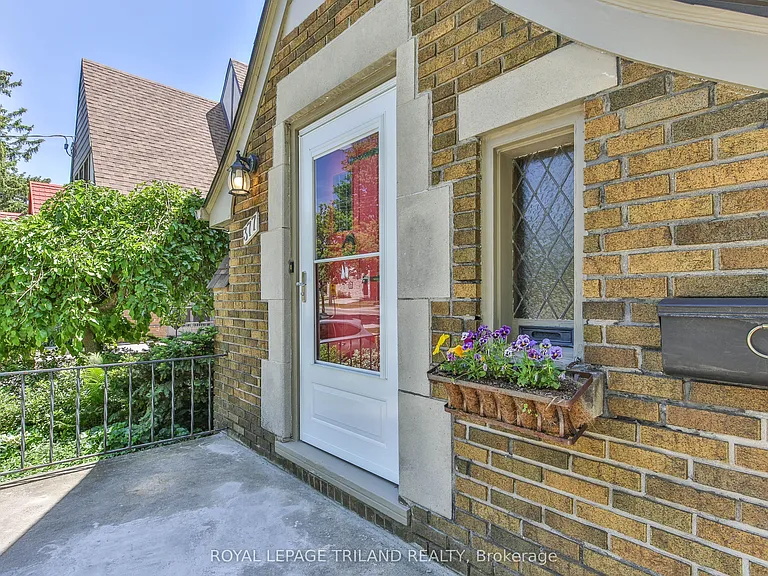 377 Cheapside St — Photo 3