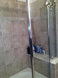 5th image of 377 Victoria Dr #377