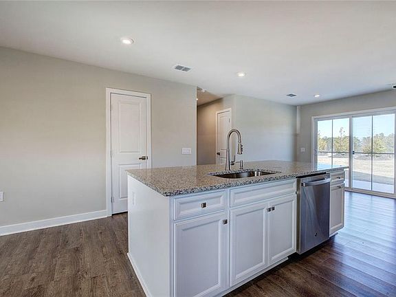 5th image of 228 Serenity Rd