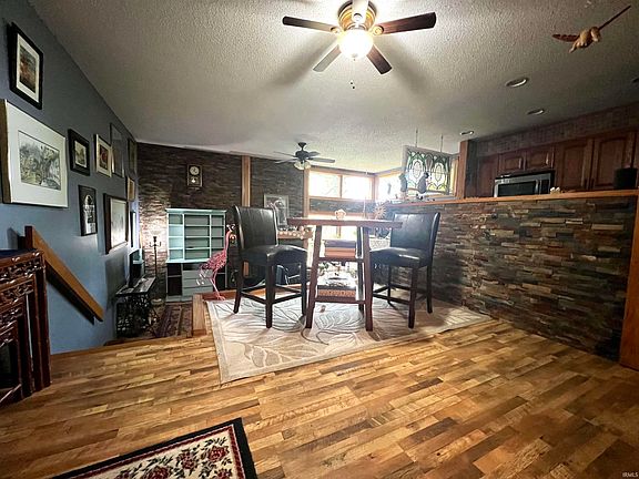 2nd image of 9586 S Pointe Lasalles Dr