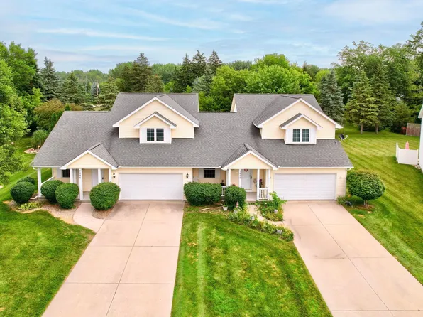 7944-7946 Rivercrest Ct, Freeland, MI 48623