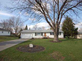 1928 Klug Dr, Fort Wayne, IN 46818