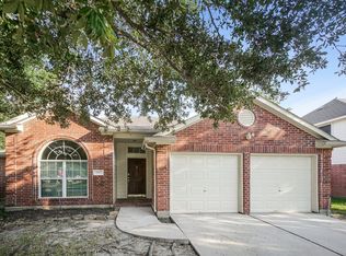518 Robinwood Dr, Spring, TX 77386