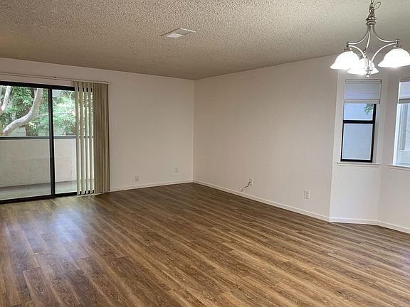 3rd image of 605 San Conrado Ter Unit 4