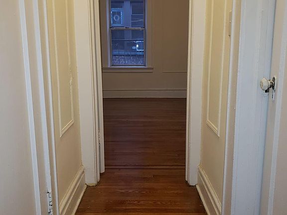 3rd image of 159 Halsted St #404