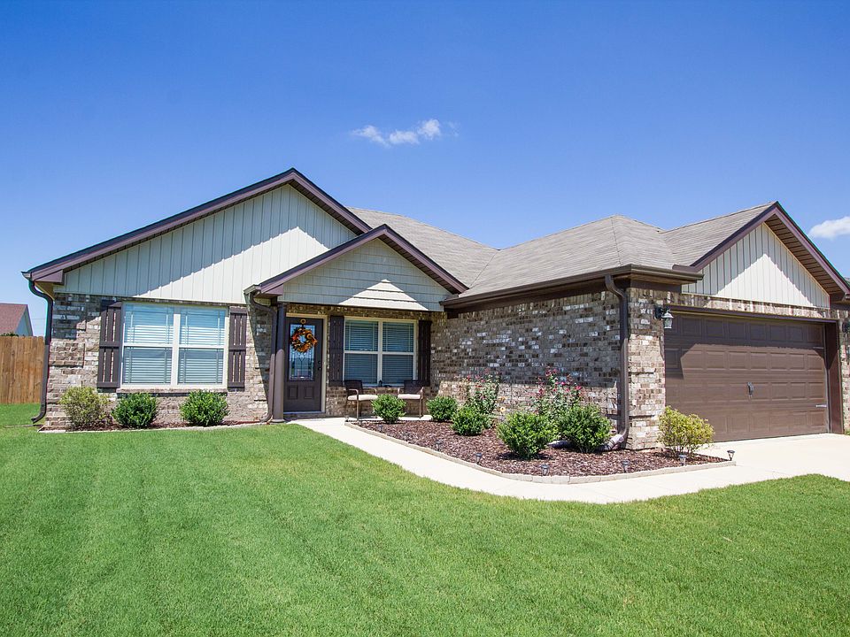 1st image of 387 Walker Ln