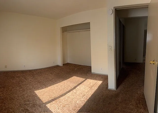 2 bed, $1,400 — Photo 4