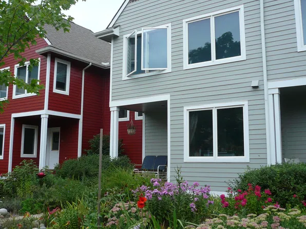 424 Little Lake Dr APT 39, Ann Arbor, MI 48103