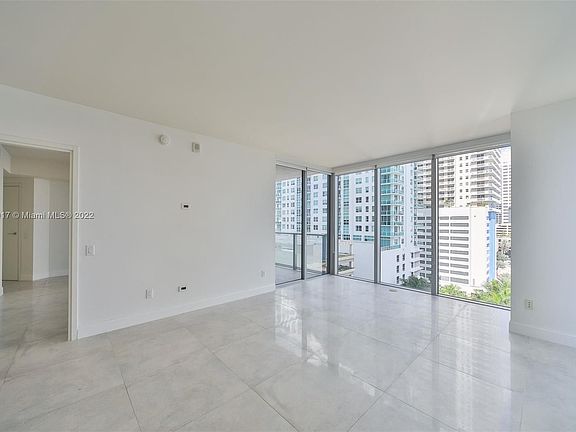4th image of 1300 Brickell Bay Dr APT 1009