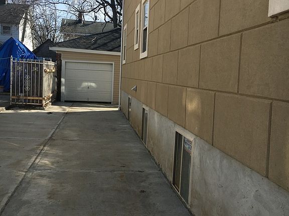 2nd image of 160-18 121 Ave