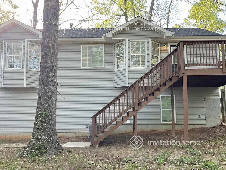 81 Katie Dr — Photo 19