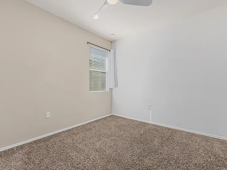 4656 W Nutmeg Ave — Photo 17